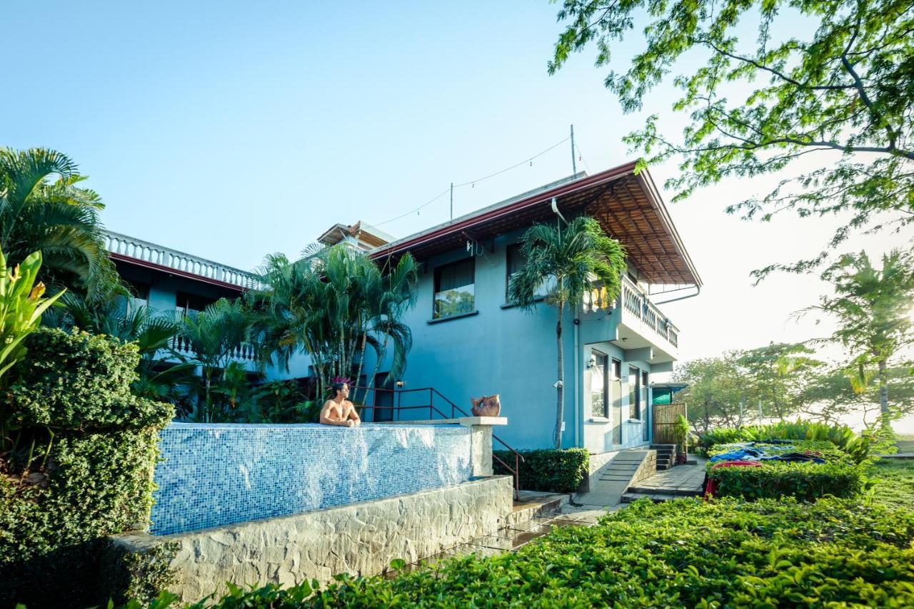 Witch'S Rock Surf Camp Hotell Tamarindo Eksteriør bilde